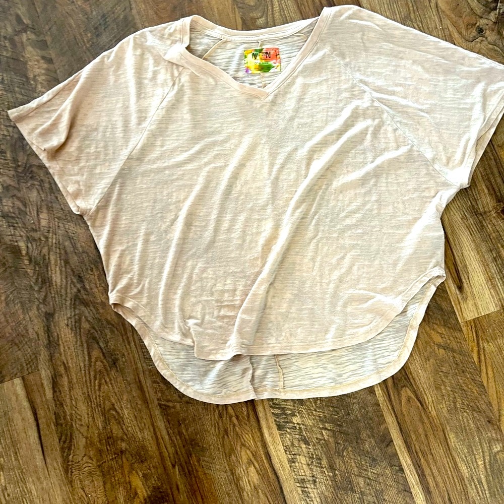 NATION Ltd. Beige One Size Relaxed Fit Tee Shirt